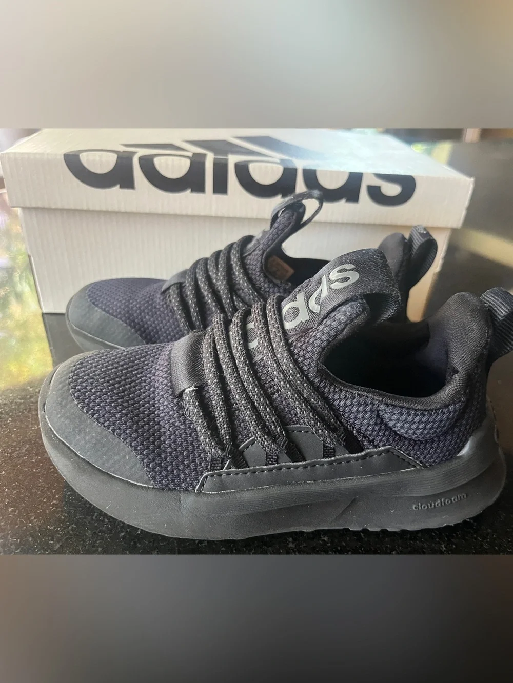 Adidas Lite Racer